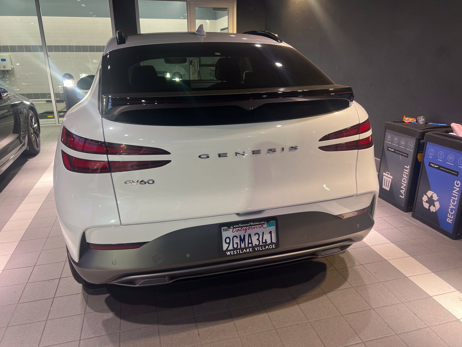 Used 2023 Genesis GV60 Advanced AWD/4WD image 4