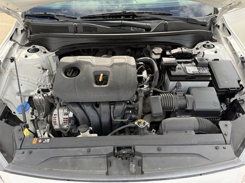 Used 2020 Kia Forte LXS image 27