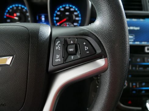 Used 2015 Chevrolet Malibu LT FWD image 28