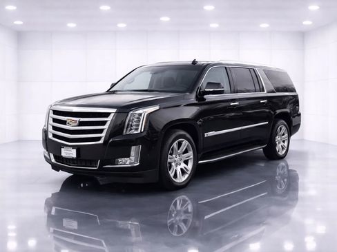 Used 2015 Cadillac Escalade ESV Luxury image 1