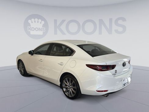Used 2019 MAZDA MAZDA3 AWD Sedan w/ Premium Package image 4