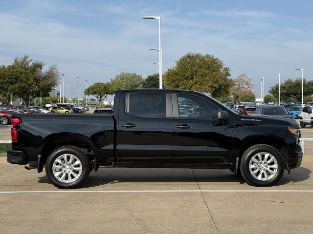 Used 2025 Chevrolet Silverado 1500 Custom RWD image 3