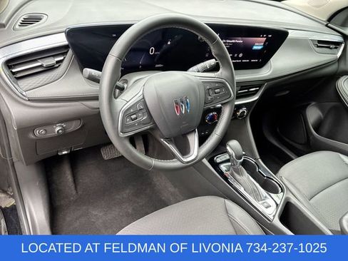 Certified 2025 Buick Encore GX Preferred FWD image 10