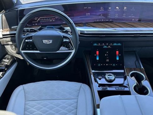 New 2026 Cadillac Escalade Platinum Sport w/ LPO, ONYX Package image 10