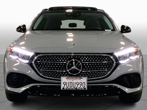 Used 2025 Mercedes-Benz E 450 4MATIC All-Terrain Wagon image 4