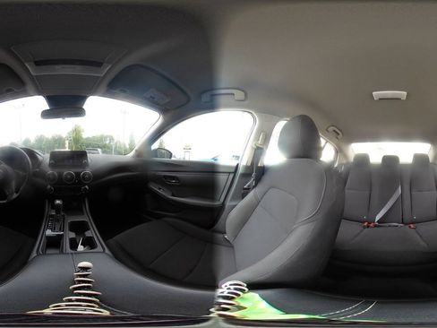 Used 2025 Nissan Sentra S FWD image 32
