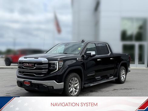 Used 2023 GMC Sierra 1500 SLT w/ SLT Premium Plus Package AWD/4WD image 2