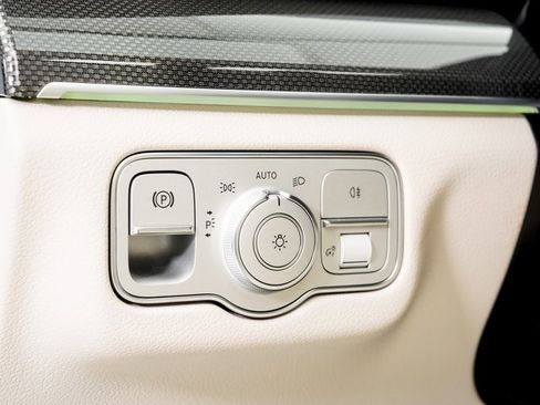 Used 2023 Mercedes-Benz GLE 350 4MATIC image 10