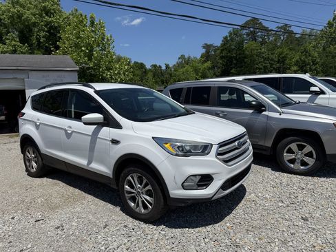 Used 2019 Ford Escape SEL AWD/4WD image 1