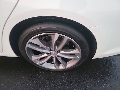 Used 2023 Chevrolet Malibu LT image 12