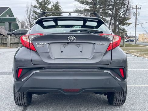Used 2019 Toyota C-HR Limited image 7