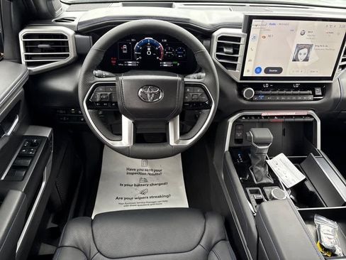 Used 2025 Toyota Tundra Platinum image 4