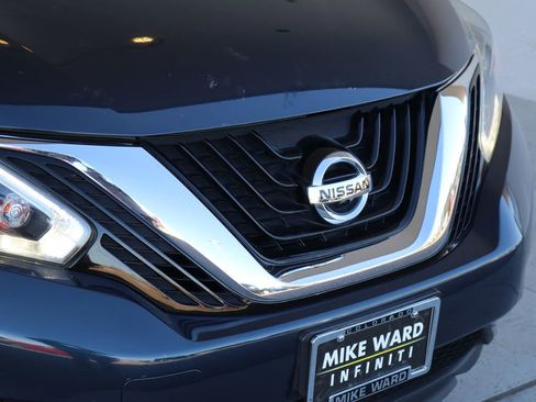 Used 2018 Nissan Murano SL image 12