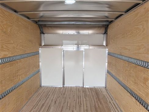 New 2026 Ford E-450 and Econoline 450 Super Duty w/ Power Equipment Group image 13