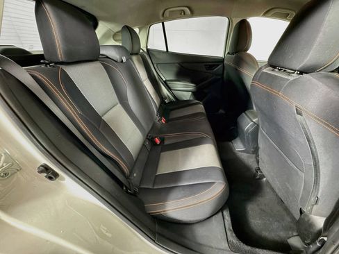 Certified 2022 Subaru Crosstrek 2.0i Premium AWD/4WD image 32