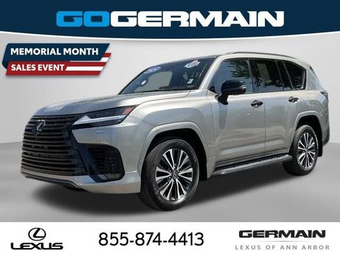 Used 2024 Lexus LX 600 4WD w/ Appearance Package image 1