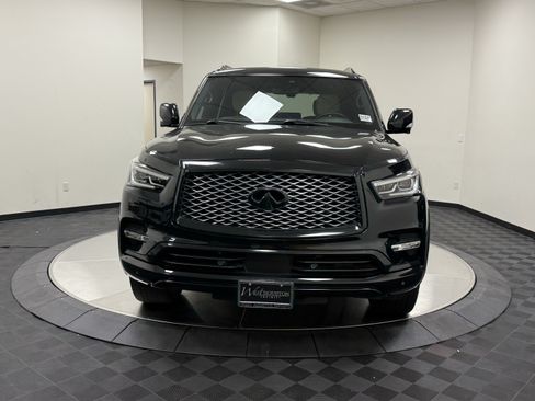 Certified 2024 INFINITI QX80 Sensory w/ Cargo Package AWD/4WD image 2