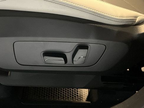 New 2026 BMW X1 xDrive28i w/ Technology Package image 12