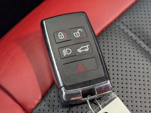 Used 2021 Land Rover Range Rover Sport HST image 22