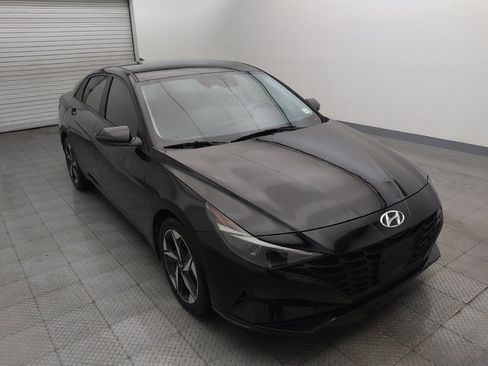 Used 2023 Hyundai Elantra SEL w/ Convenience Package FWD image 13