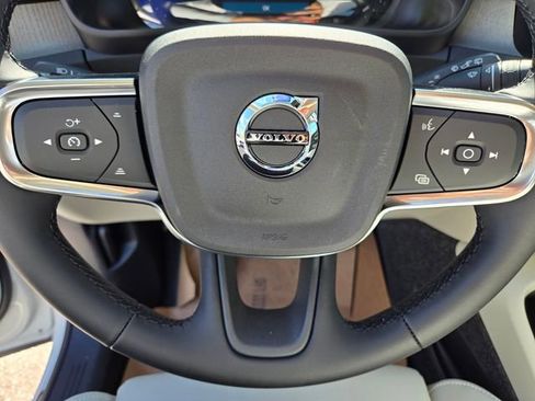 New 2026 Volvo XC40 B5 Ultra image 26