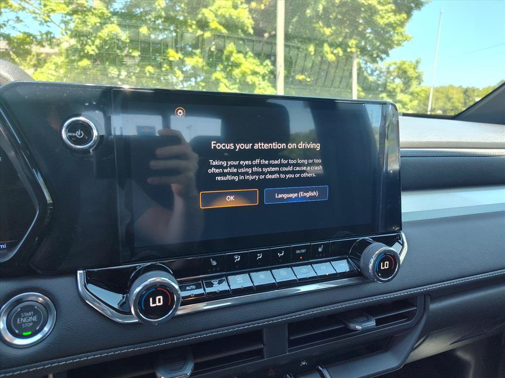 New 2026 Chevrolet Colorado LT w/ LT Convenience Package AWD/4WD image 16