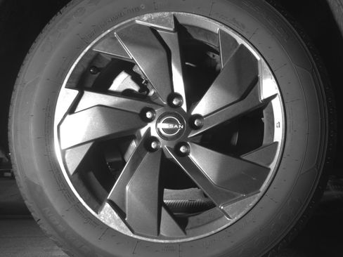 Used 2025 Nissan Rogue SV AWD/4WD image 15