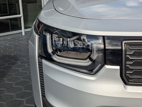 New 2026 Jeep Cherokee Limited image 9