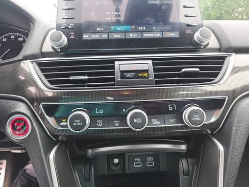 Used 2022 Honda Accord Sport image 18