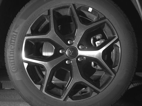 Used 2025 Jeep Compass Limited image 13