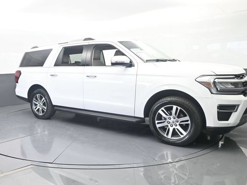 Used 2024 Ford Expedition Max Limited RWD image 8