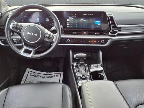 Used 2023 Kia Sportage EX image 16