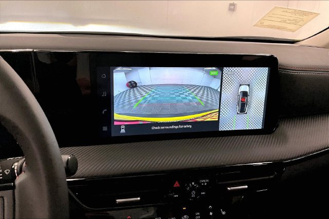 New 2026 Nissan Kicks SR w/ Cold Weather Package FWD image 28