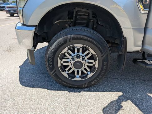 Used 2020 Ford F250 XL w/ Power Equipment Group AWD/4WD image 32