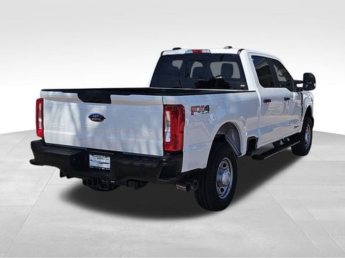 New 2026 Ford F350 XL w/ FX4 Off-Road Package AWD/4WD image 3