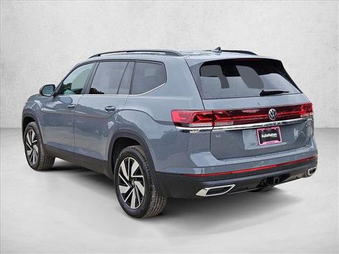 New 2026 Volkswagen Atlas SE image 8