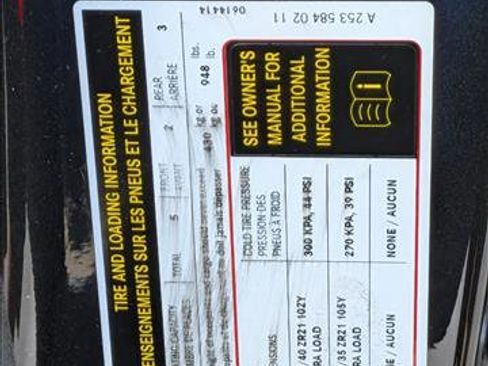 Used 2021 Mercedes-Benz GLC 43 AMG 4MATIC Coupe image 21