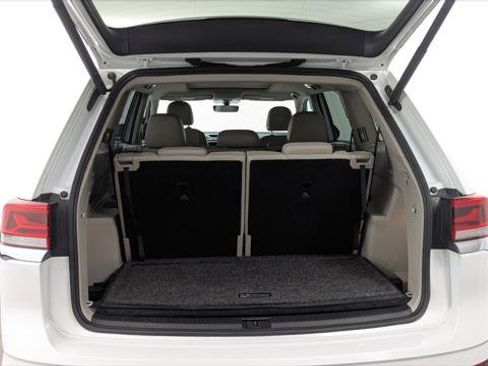Used 2023 Volkswagen Atlas SE w/ Panoramic Sunroof Package FWD image 22