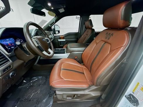 Used 2022 Ford F350 King Ranch AWD/4WD image 19