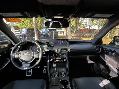 Used 2023 Lexus IS 350 F Sport w/ Navigation Package image 36