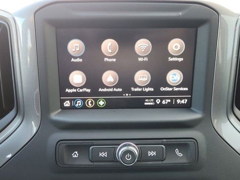 Used 2025 Chevrolet Silverado 1500 Custom image 5