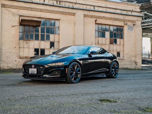Used 2021 Jaguar F-TYPE R image 47