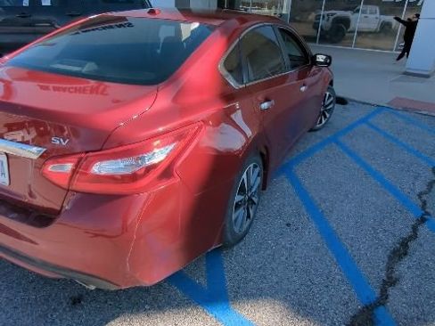 Used 2017 Nissan Altima 2.5 SV image 6