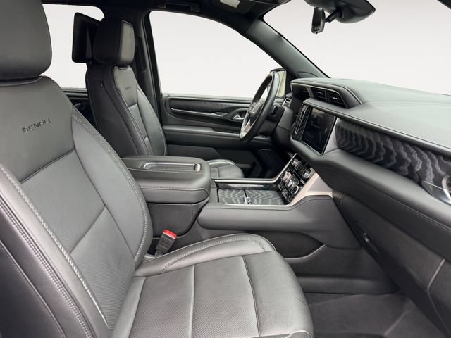 Certified 2024 GMC Yukon XL Denali w/ Advanced Technology Package AWD/4WD image 15
