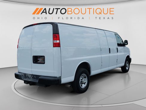 Used 2021 Chevrolet Express 3500 Extended w/ Driver Convenience Package RWD image 5