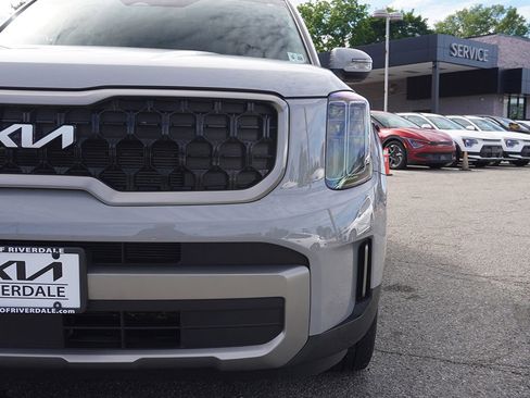 Used 2023 Kia Telluride EX X-Line AWD/4WD image 17