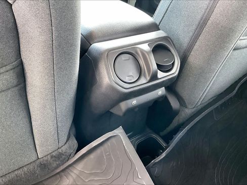 Used 2024 Jeep Gladiator Sport AWD/4WD image 33