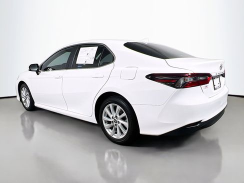 Used 2024 Toyota Camry LE image 8