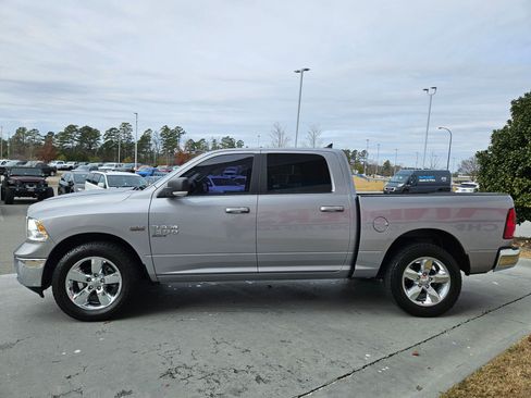 Used 2019 RAM 1500 Big Horn image 4