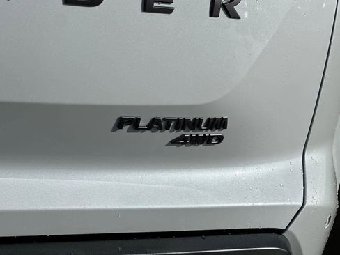 New 2026 Nissan Pathfinder Platinum AWD/4WD image 26